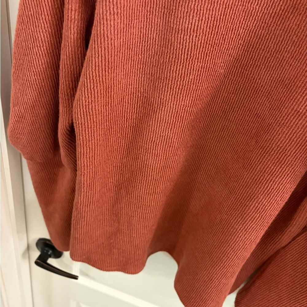 Express Rust Ribbed Puff Sleeve Sweater - Picture 2 of 4